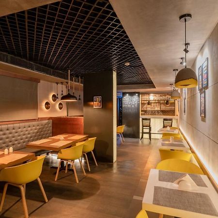 Sugar Business Hotel Kochi Екстериор снимка