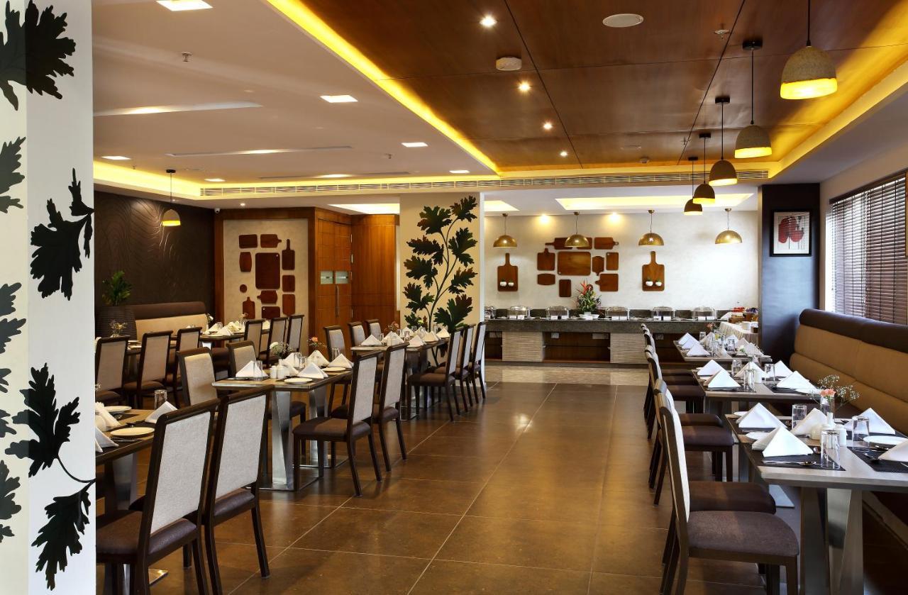 Sugar Business Hotel Kochi Екстериор снимка